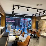 Hotel Bella 2*